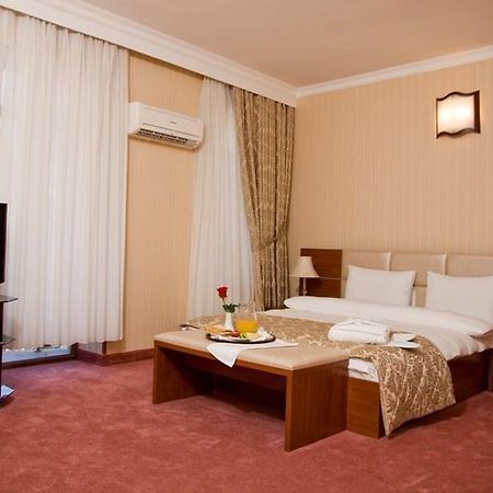 City Palace Hotel Baku Chambre photo